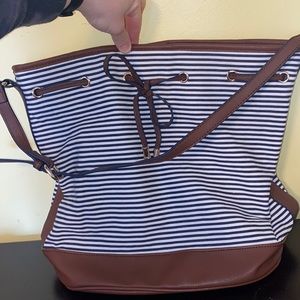 Cloth nautical striped tote